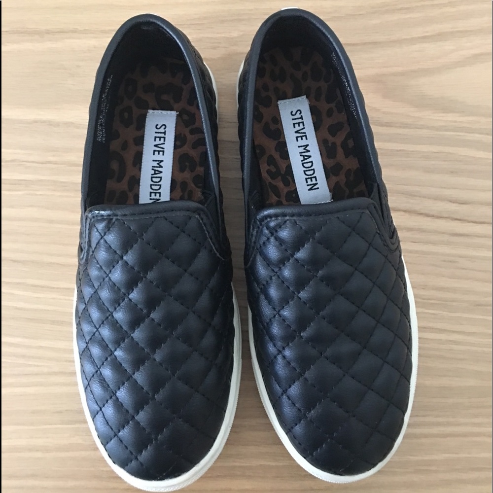 Steve Madden Slip-on Sneakers